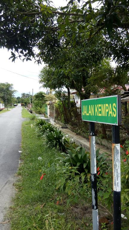 Hotel Teratak Opah Kamunting Taiping Exterior foto