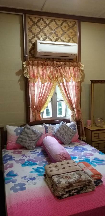Hotel Teratak Opah Kamunting Taiping Exterior foto